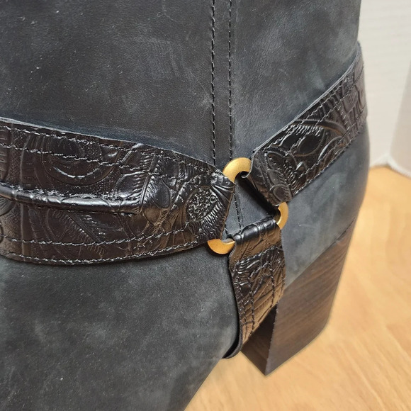 Vionic Carnelia Black Leather Western Booties women's size 11 like new - Picture 16 of 16